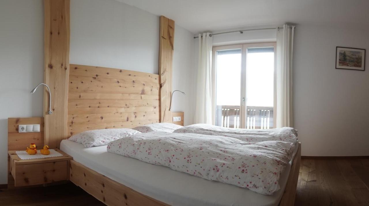 Agriturismo Gfaderhof Apartment Бресаноне Екстериор снимка