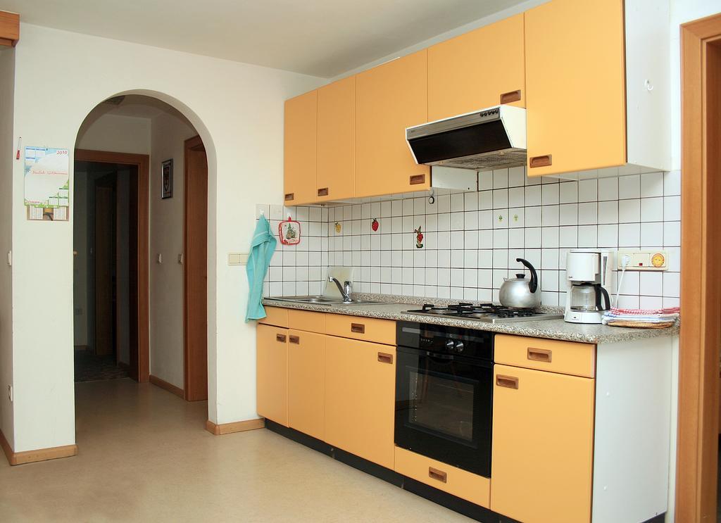 Agriturismo Gfaderhof Apartment Бресаноне Екстериор снимка